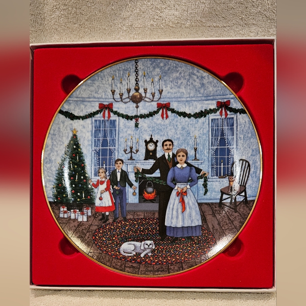 ROYAL WINDSOR CHRISTMAS CAROL COLLECTION PLATE